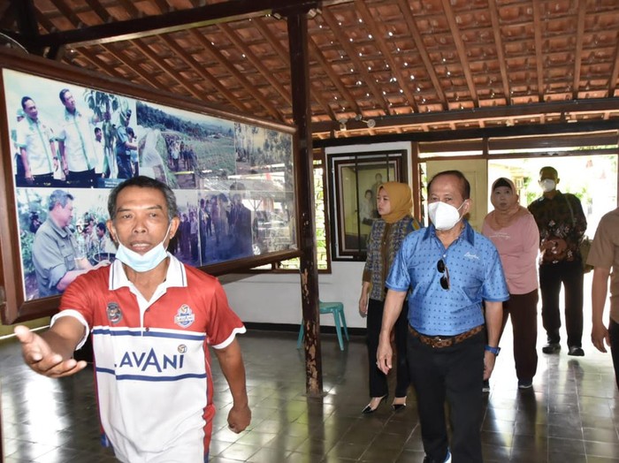 Museum dan Galeri SBY-Ani