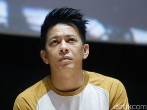 Ariel NOAH Tanggapi Momen Ray Prasetya Cium BCL di Panggung