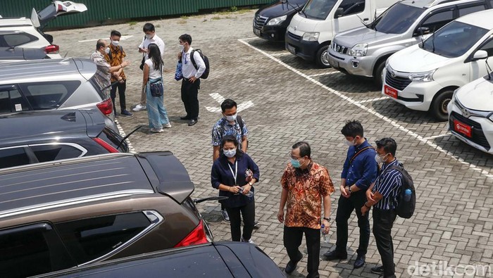 Penjualan mobil terus tumbuh seiring dengan meningkatnya perekonomian Indonesia Hal ini juga berlaku untuk penjualan mobil bekas.