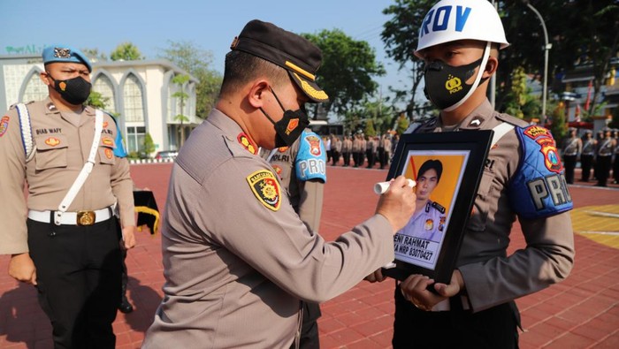 personel polres gresik dipecat