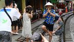Potret Jalur Kereta di Gang Sempit Hanoi yang Ramai Dikunjungi Wisatawan