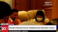 Ferdy Sambo dan istrinya, Putri Candrawathi saat rekonstruksi kasus pembunuhan Brigadir Nopriansyah Yosua Hutabarat/Foto: Istimewa (dok. tangkapan layar)