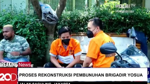 Rekonstruksi kasus pembunuhan Brigadir Nopriansyah Yosua Hutabarat atau Brigadir J digelar di Saguling, Duren Tiga Jakarta, Selasa (30/8/2022). Lima tersangka dihadirkan.