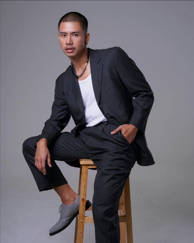 Gaya hidup sehat dijalaninya selama lebih kurang dua tahun. Dalam periode itu, dia menyingkirkan semua makanan favoritnya seperti ketoprak, lontong sayur dan makanan tinggi kalori lainnya. Foto: Dok. Instagram/@rickycuaca