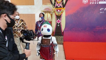 GM Research Management PT Telekomunikasi Selular (Telkomsel), Edyson B Tamba mengatakan robot berteknologi artificial intelligence (AI) itu dinamakan UU yang artinya kamu dalam bahasa Inggris. Foto: Fino/detikinet