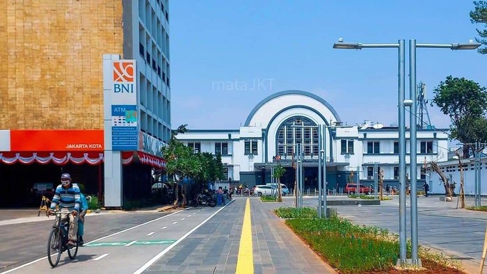 Sejarah Kota Tua Jakarta dapat disimak lewat informasi di bawah ini. Kota Tua adalah kawasan wisata yang berlokasi di Jakarta Barat. Ini sejarahnya.