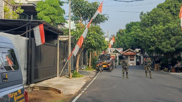 Situasi terkini, Selasa (30/8/2022) pagi di rumah dinas dan rumah pribadi Ferdy Sambo jelang rekonstruksi kasus pembunuhan Brigadir Nopriansyah Yosua Hutabarat,