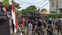 Foto: Untuk diketahui, semua tersangka dihadirkan ke lokasi rekonstruksi pembunuhan Brigadir J. Total ada 78 adegan yang digelar di rekonstruksi. (Wildan-detikcom)