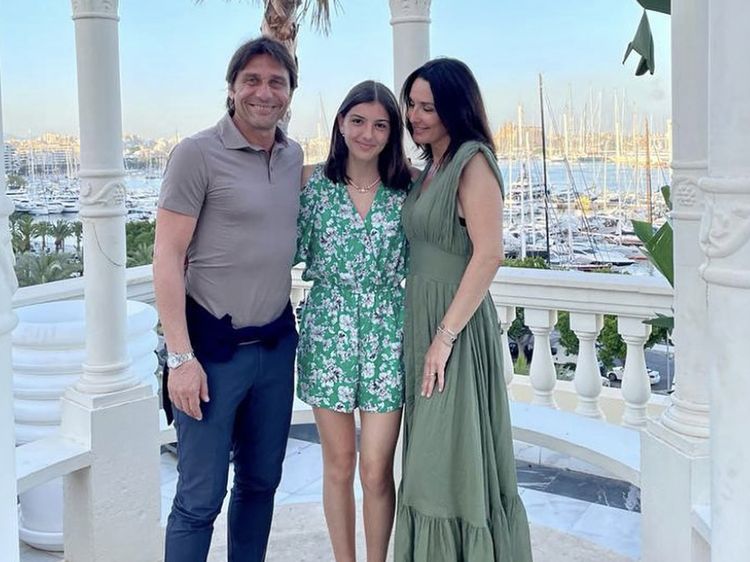 Ini Vittoria, Anak Tunggal Conte yang Dijodohkan sama Son