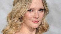 Hadiri world premiere Rings of Power di Leicester Square, London, Morfydd Clark tampil anggun bak peri. (Foto: WireImage/Karwai Tang)