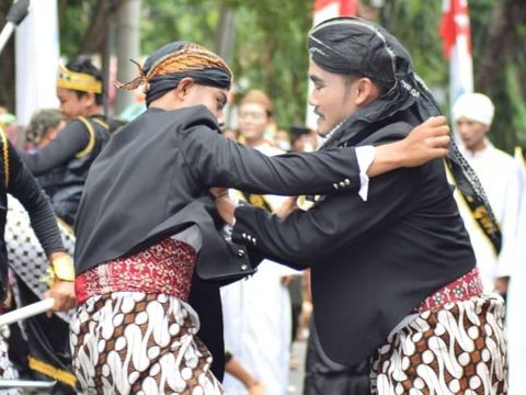 Ada 'Joko Tingkir' di Megilan Karnaval Lamongan