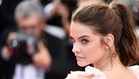 Barbara Palvin memulai karier modeling di tempat yang paling tak terduga. Ia mengaku kala itu hanya ikut bertugas dengan sang ibu di Budapest. Foto: Getty Images/Ian Gavan