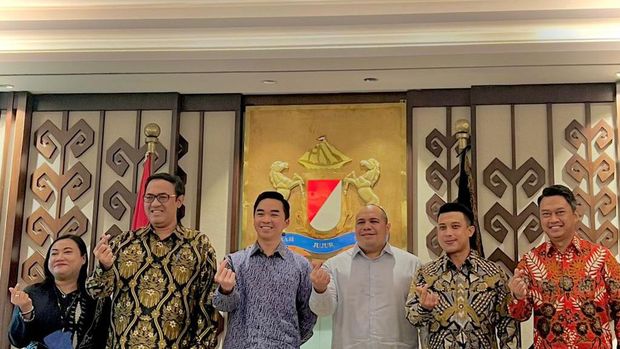 Diskusi Publik KADIN
