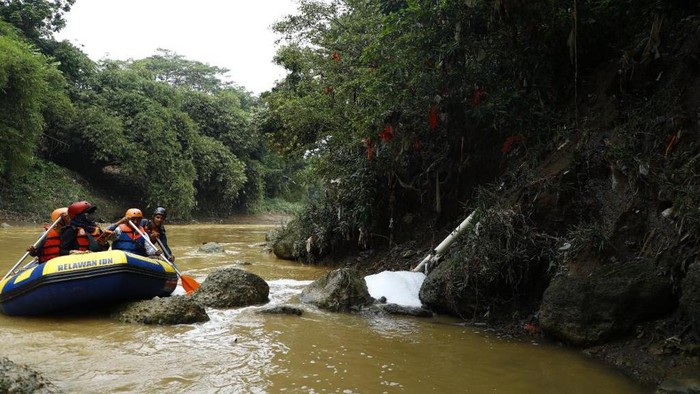 DLH Kabupaten Bogor gelar susur Sungai Cileungsi
