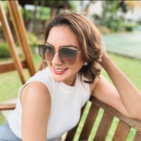 Tak hanya perutnya yang jadi semakin kecil, pipi Donna Agnesia juga terlihat semakin tirus. Jadi semakin cantik bukan? Foto: Instagram/@dagnesia