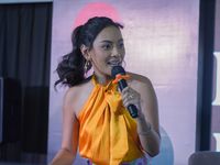 Erika Carlina Terjun ke Desain Sepatu, Beri Motivasi Anak Muda untuk