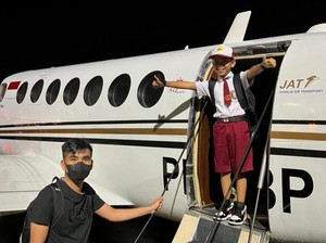 Tak Mau Bolos, Farel ke Sekolah Diantar Jet Pribadi, Menteri Sandi Memuji