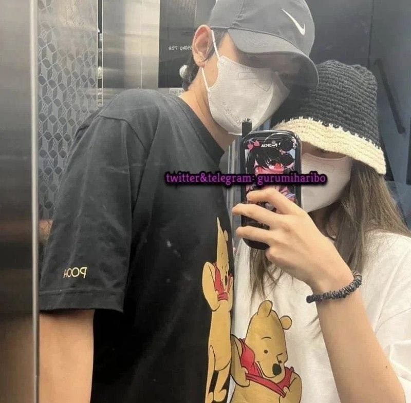 Foto Jennie BLACKPINK dan V BTS yang viral