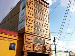 Deretan Gedung dengan Desain Unik, Ada yang Mirip Kucing Sampai Kepiting