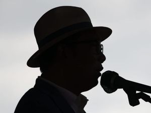 Kinerja Ridwan Kamil di Mata Relawan Belum Memuaskan