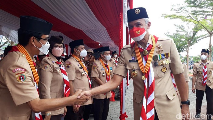 Gubernur Jateng Ganjar Pranowo Kebun Raya Indrokilo, Boyolali, Rabu (31/8/2022).