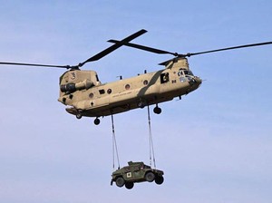 Menengok Ketangguhan Heli Chinook Bantuan Jepang untuk Padamkan Karhutla