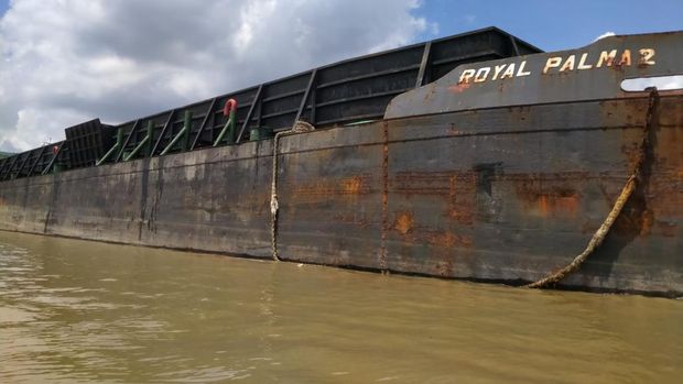 Kapal tongkang Royal Palma 2 yang disita Kejagung di kasus korupsi Surya Darmadi.
