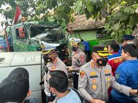 Sederet Fakta Kecelakaan Maut Truk Trailer Renggut 10 Nyawa Di Bekasi