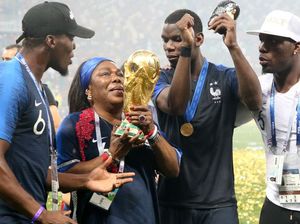 Waduh, Ibu Pogba Dituding bagai Ketua Geng!