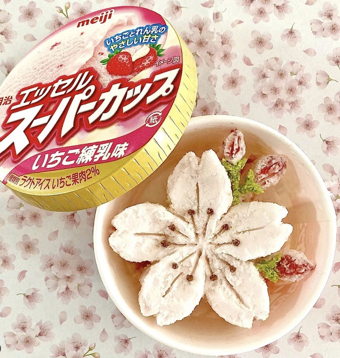 Ketika Es Krim Cup Diubah Jadi Bentuk Bunga hingga Kucing.