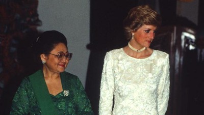 Mengenang Putri Diana, Lihat Lagi Gaya Elegannya saat Kunjungi Indonesia
