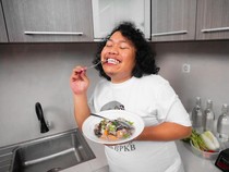 Video: Beres Temani Istri Sidang Tesis, Marshel Mau Kuliah Bidang Hukum