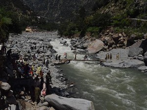 Banjir Bandang Terjang Pakistan, Tiga Turis Tewas dan Belasan Lagi Hilang