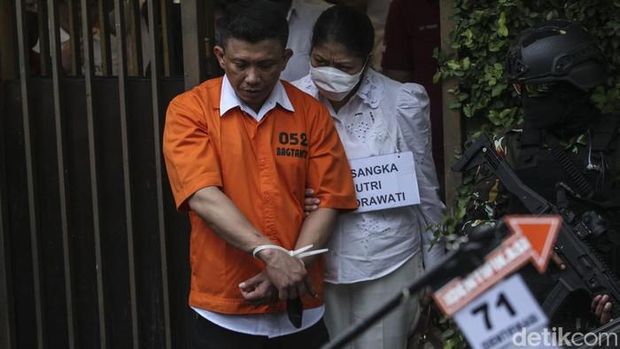 Momen kebersamaan Irjen Ferdy Sambo dan Putri Candrawathi.