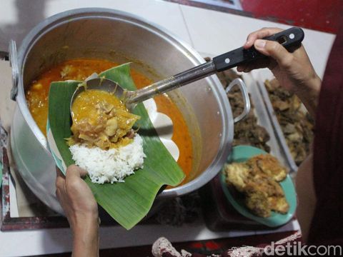 warung nasi kikil kesukaan gus dur
