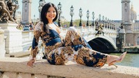 Olive Lee masih seksi di usia lebih dari 40 tahun. (Foto: dokumen pribadi)