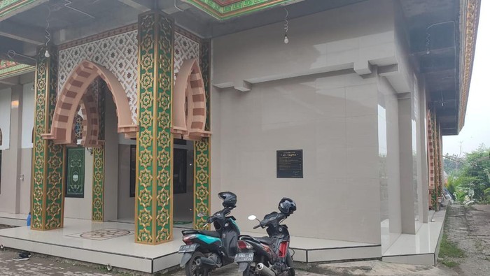 Pencurian kotak amal di masjid di Bogor. Ketua RT Yusuf menjelaskan kronologi kejadiannya, Rabu (31/8/2022).