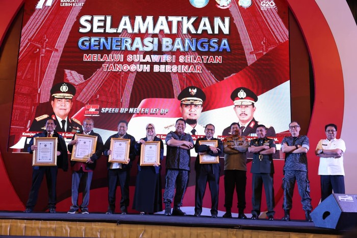 Program Pencegahan Narkoba Walkot Makassar Diganjar Penghargaan BNN
