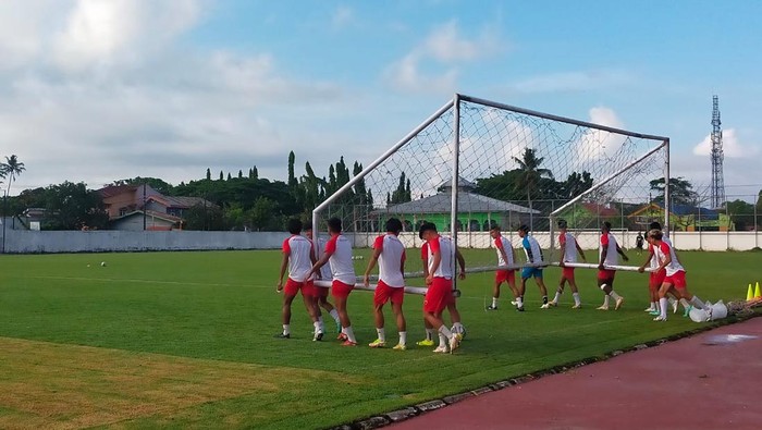 PSM Makassar latihan persiapan di Stadion Kalegowa jelang menghadapi Persik Kediri