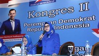 Biru dan baru membawa semangat sama. Biru menunjukkan langit dan laut yang senantiasa menyelenggarakan pembaharuan atas setiap polutan yang dihasilkan dari aktivitas kehidupan. Sedangkan baru atau kebaruan adalah sebuah syarat bagi sebuah produk untuk terus menyelenggarakan inovasi, atau dia akan mati dan berganti demikian disampaikan Dr Hj Siti Nur Azizah Maruf Amin sambutannya. 