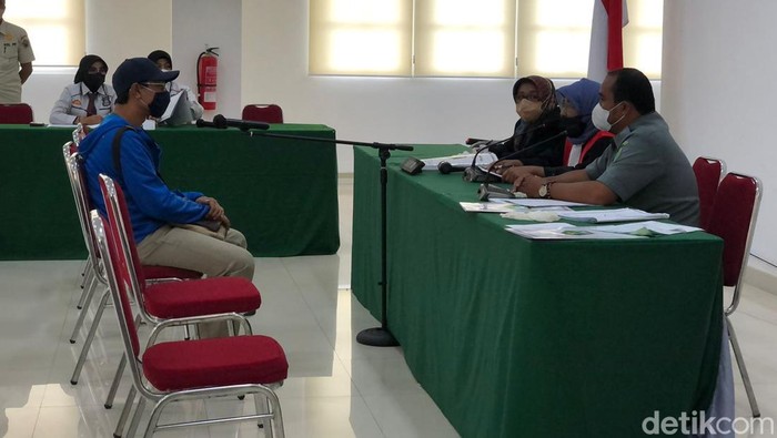 Reklame ajakan minum alkohol