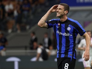 Bayer Leverkusen Tidak Mau Robin Gosens
