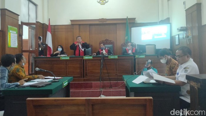 Sidang gugatan atas keputusan pernikahan beda agama ditunda pekan depan setelah mediasi gagal dilakukan