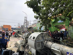Kecelakaan Maut Truk Trailer di Bekasi, 10 Tewas dan 20 Luka