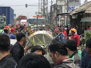 Kecelakaan Maut Bekasi Tewaskan 10 Orang, 7 di Antaranya Anak-anak