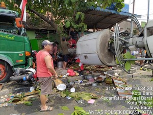 Penampakan Truk Trailer dalam Tabrakan Maut di SD Bekasi