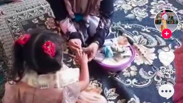 Viral tunangan bangkalan