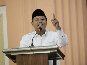 Maaf Wagub Jabar Buntut Ide Poligami untuk Atasi HIV/AIDS