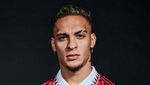 Girangnya Antony Diperkenalkan Sebagai Pemain MU