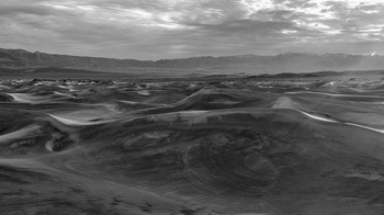 Jawara kategori Landscape diraih Vasilis Livanos Foto: Black and White Photo Awards